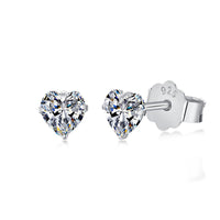 [Amore Jewelry]Sparkling Heart Shaped Simple Earrings
