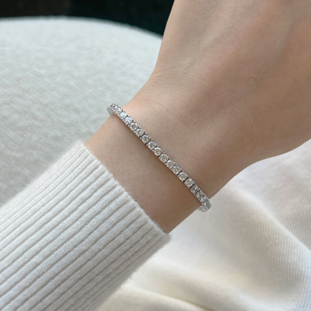 [Amore Jewelry]Dainty Charming Round Cut Tennis Bracelet