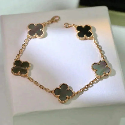 [Amore Jewelry]CLOVER 5 MOTIF GRAY MOP  BRACELET